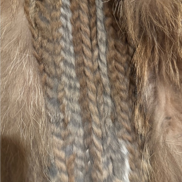 Retro Fur Vest in Brown and Tan - Picture 7 of 7